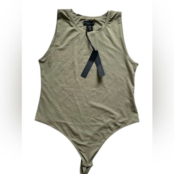 House of Harlow 1960 All Day contour essentials bodysuit olive size XL NWT - Picture 1 of 5